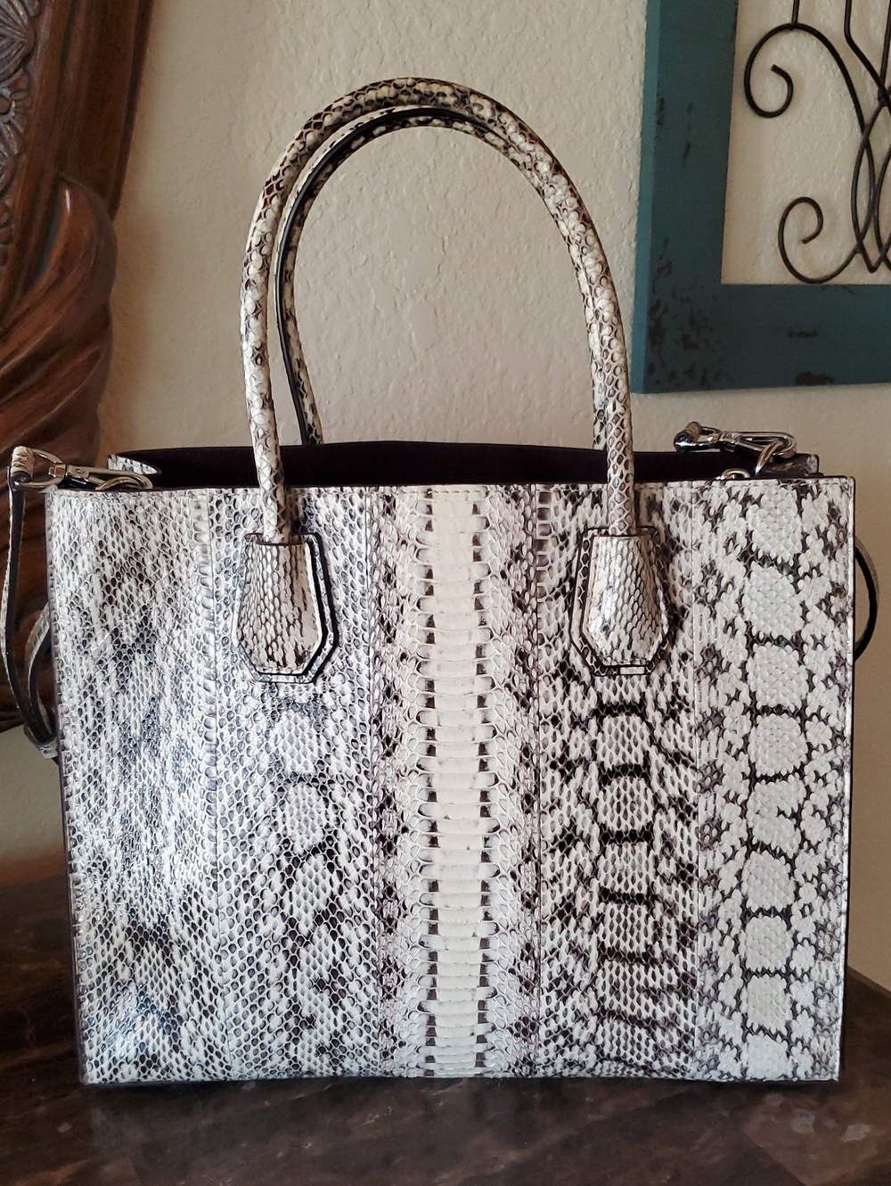 Like NEW Michael Kors Real Snakeskin Mercer Tote - Picture 4 of 16